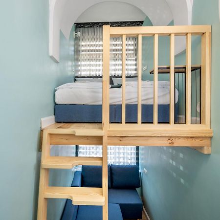 Jess Inn Hostel Rondo Charles De Gaulle 바르샤바 외부 사진